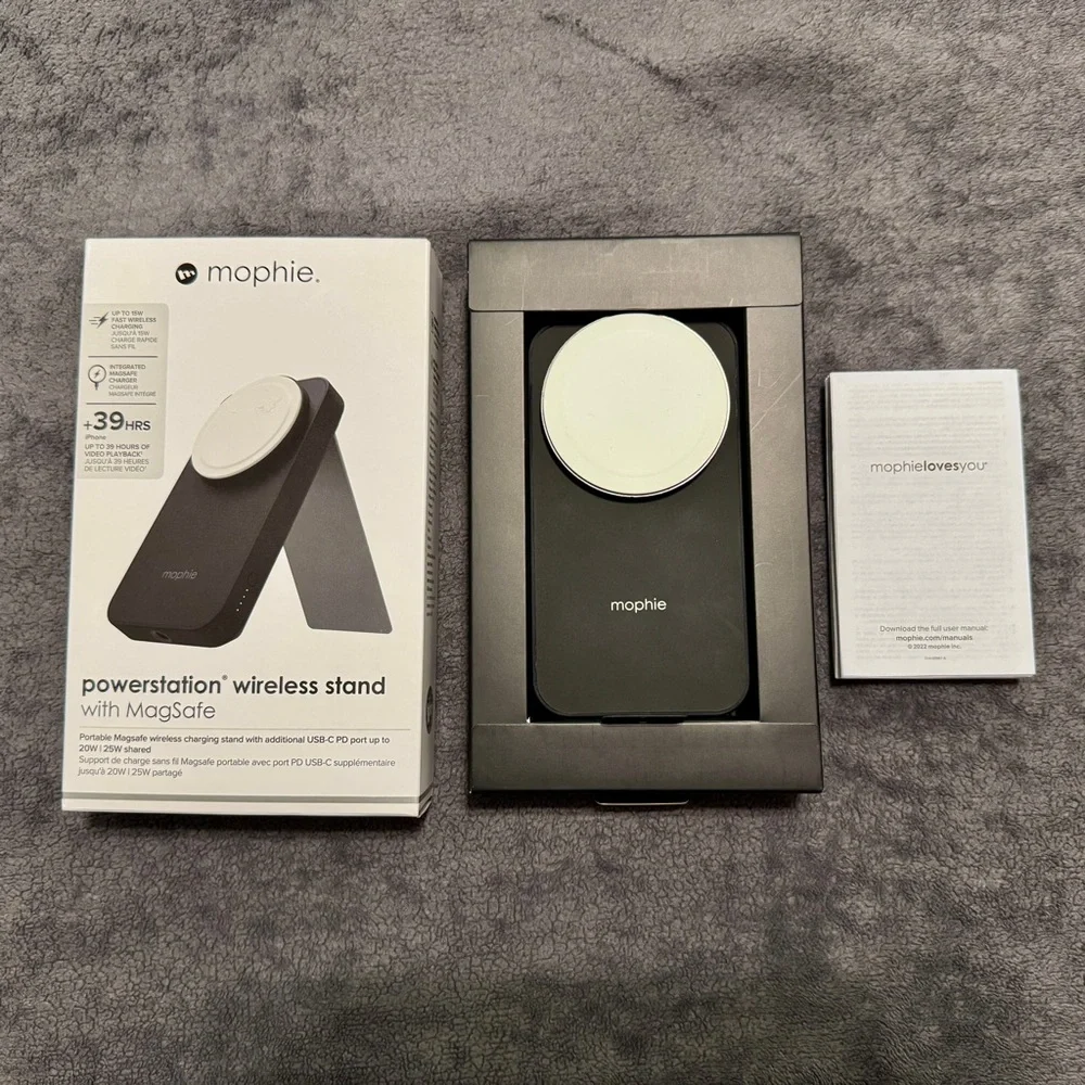 Mophie Powerstation Wireless Stand With MagSafe